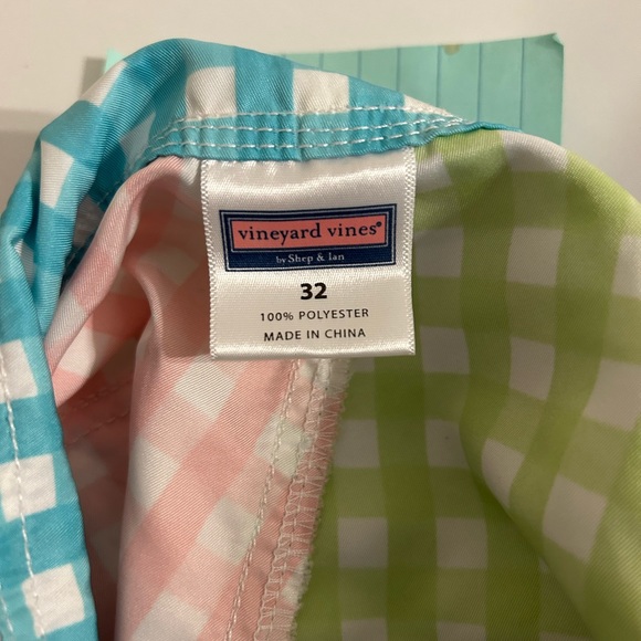 Vineyard  Vines Board Shorts - Picture 3 of 3